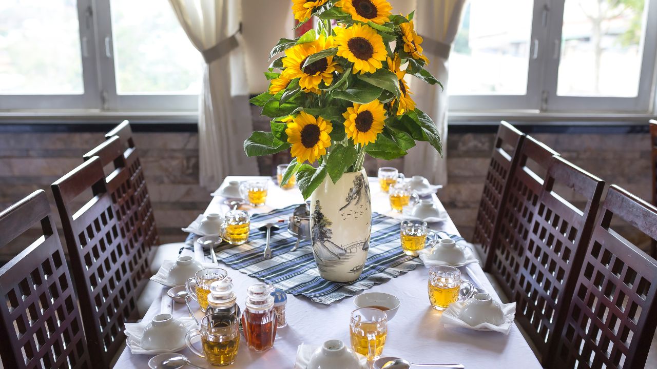 Seasonal-Themed Decor